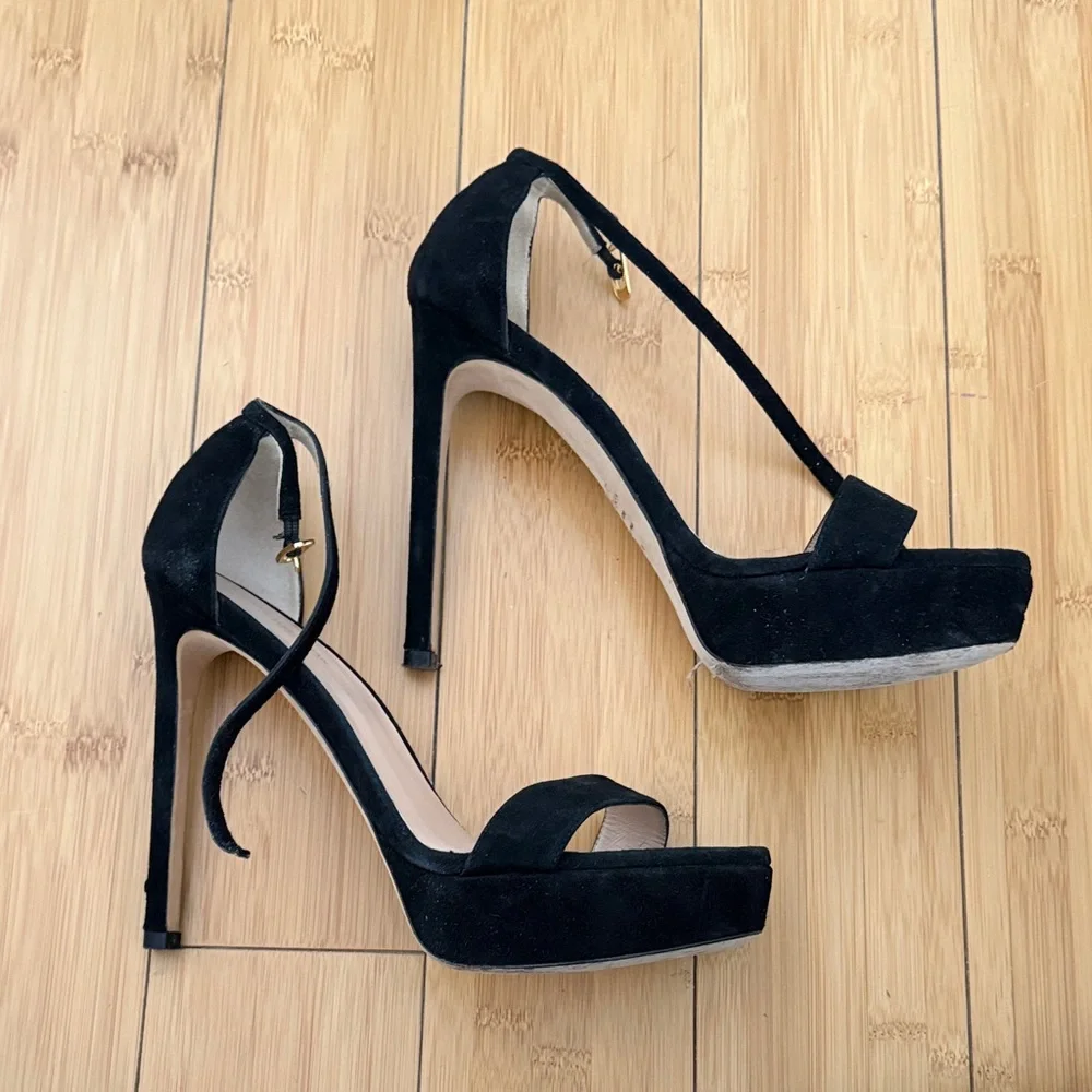 Stuart Weitzman Black Platform High Heels - Picture 3 of 7